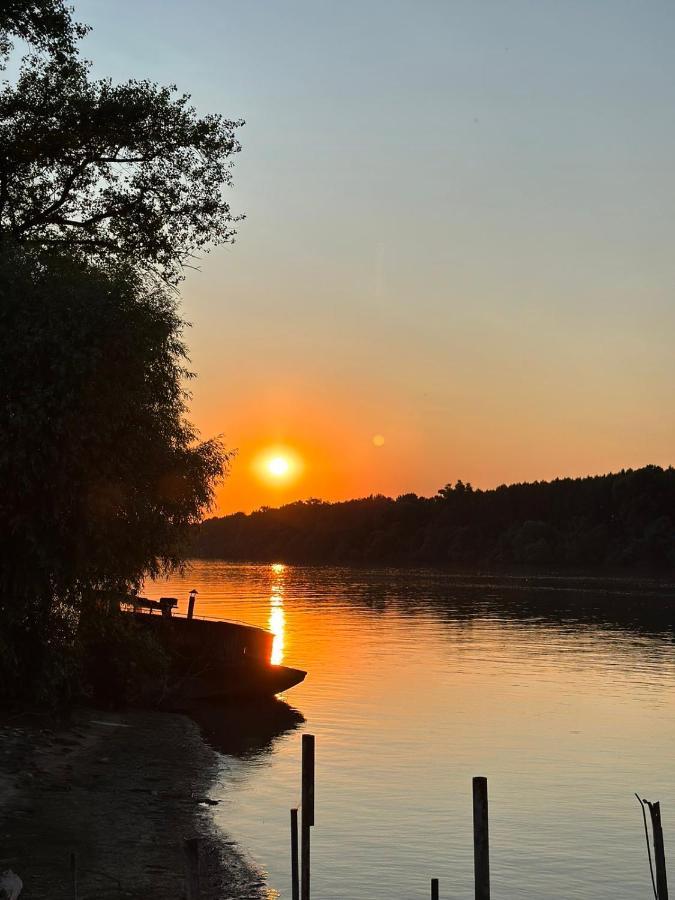 Kuca Na Dunavu *